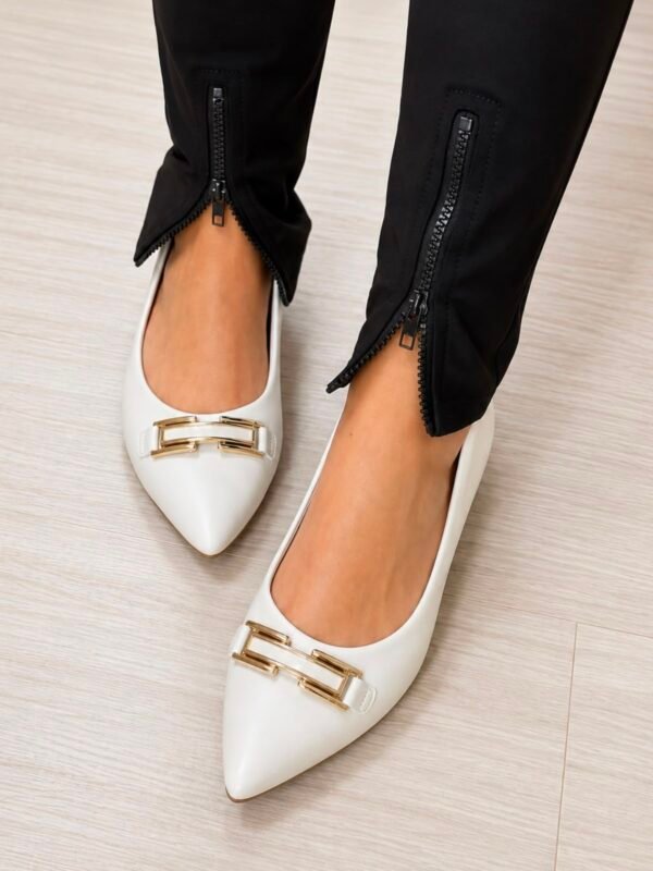 Sapatilha Bico Fino Julli Off White